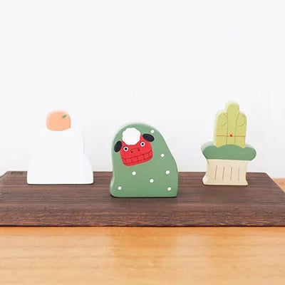 Wooden figurine – Lion dance – New Year collection