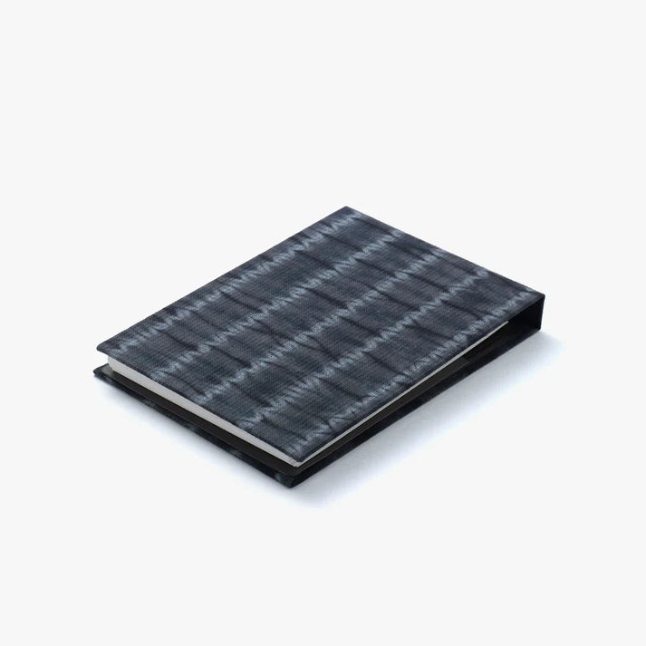 Couverture pour carnet Mini note - Katakai shibori stripe par Y. & SONS