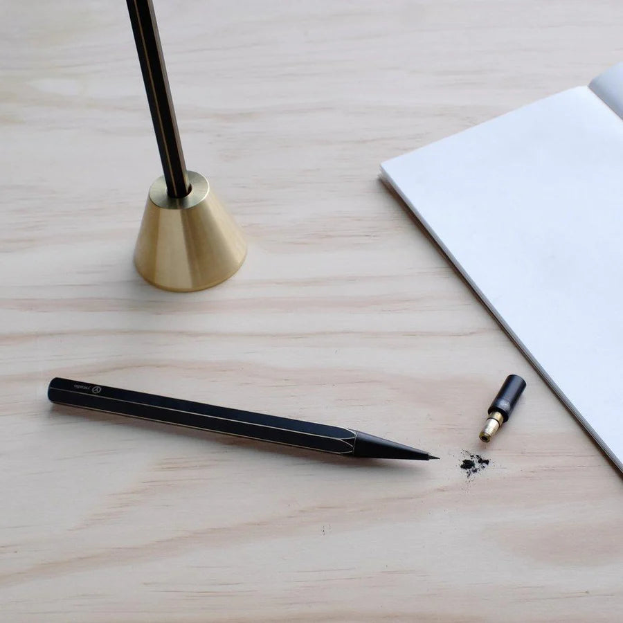 Crayon de croquis Classic Revolve – Noir