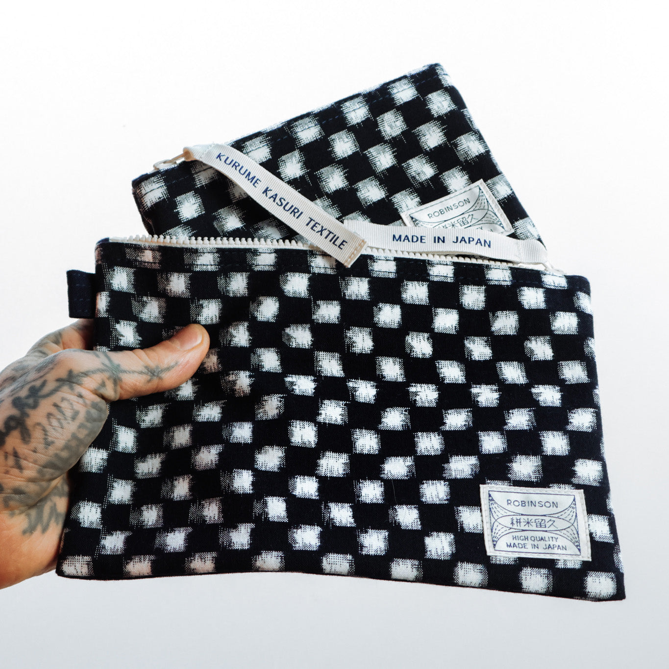 Pouch M Check Navy/White