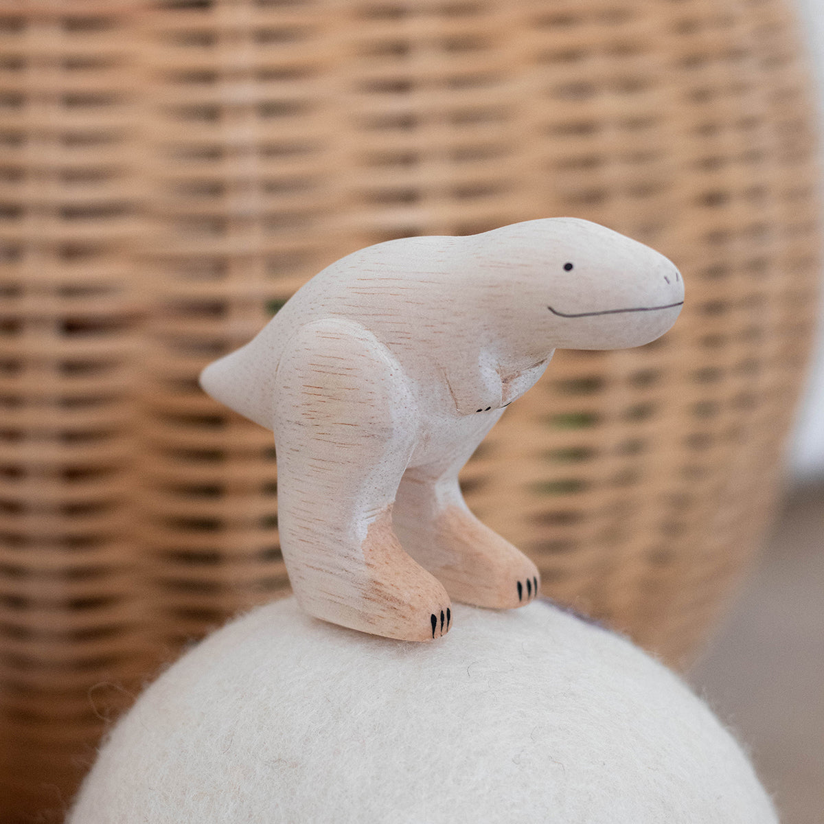 Wooden figurine – Dinosaurs – Polepole (set of 9 pieces)