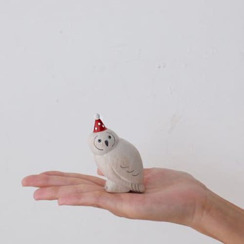 Figurine en bois - Parent chouette avec chapeau de fête - FIGURINES EN BOIS