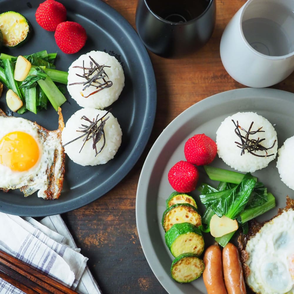 Grande assiette - Noir mat - VAISSELLE