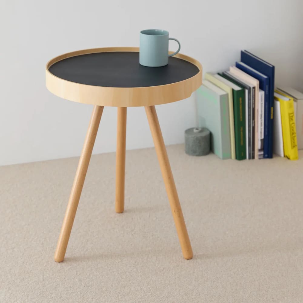 Table basse avec plateau ’BY TRAY TABLE’ - Noir - MEUBLES