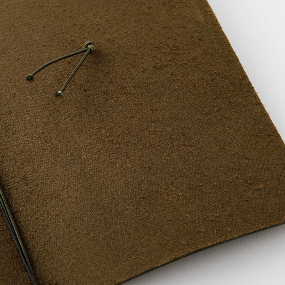 TRAVELER’S notebook - cuir Olive (classique) TRAVELER’S NOTEBOOK COVER