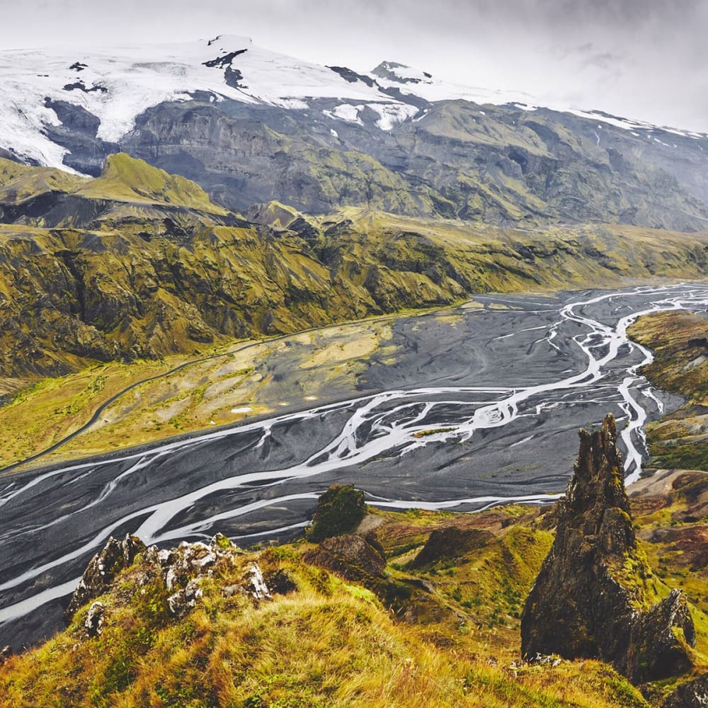 Wanderlust hiking on legendary trails - Book