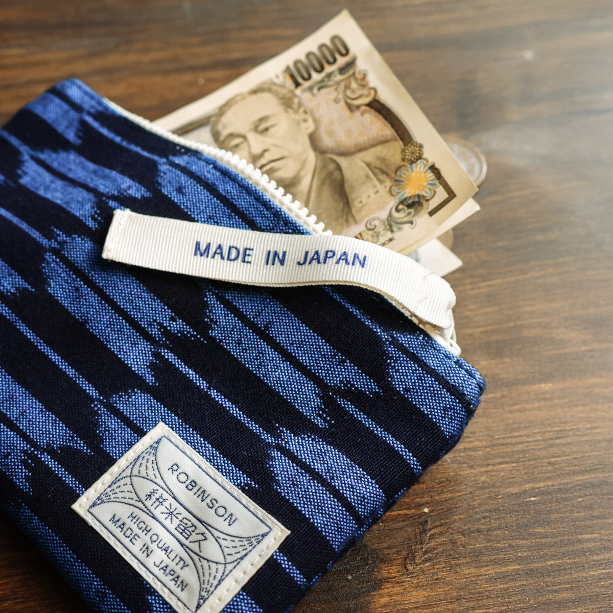 Pouch M Arrow Navy/Blue