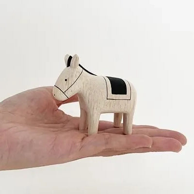 Wooden figurine – UMA black – Polepole Animal Collection