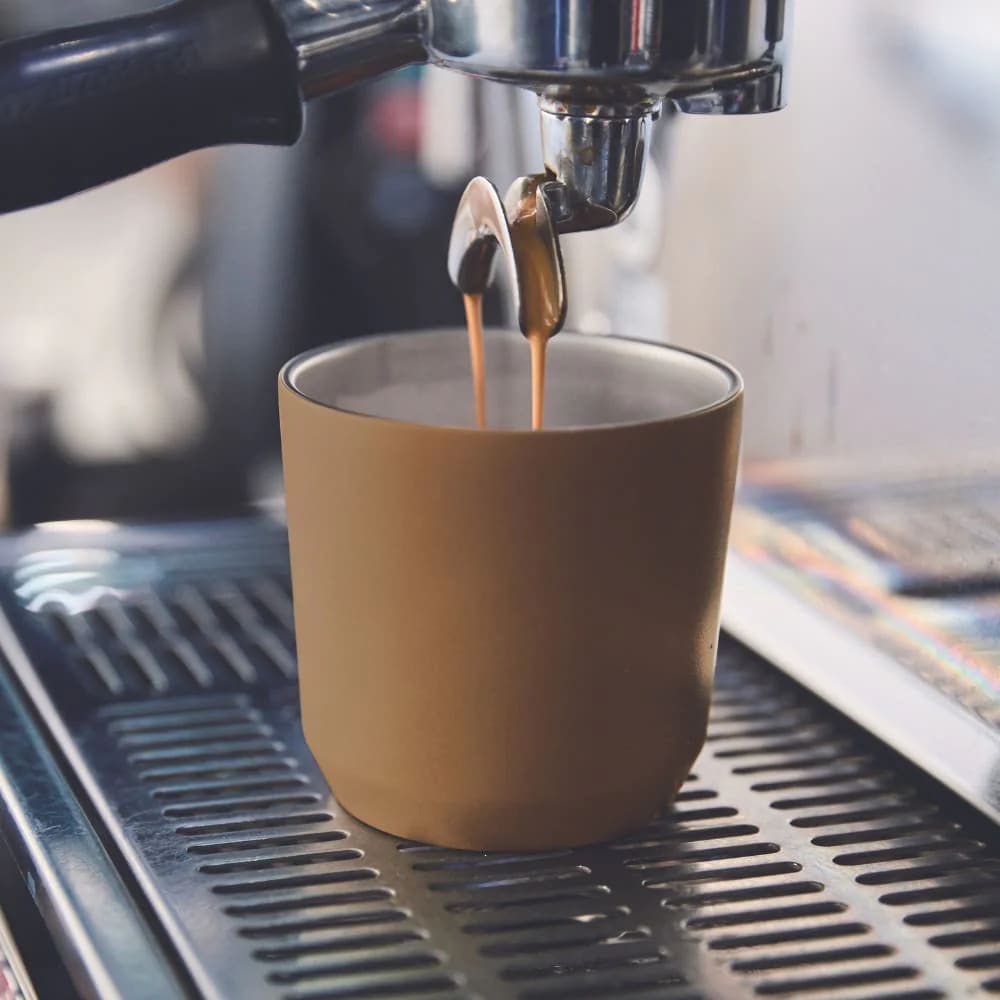 Gobelet isotherme avec couvercle KINTO TO GO TUMBLER 360ml Noir - Tumbler